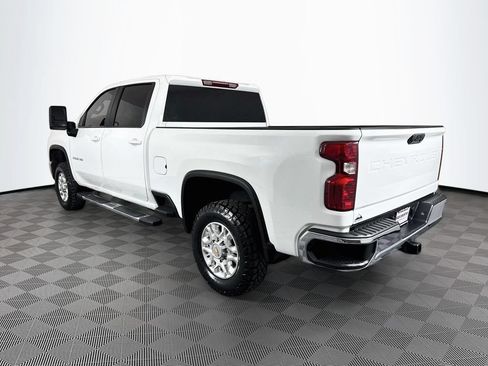 Used 2025 Chevrolet Silverado 2500 LT AWD/4WD image 5