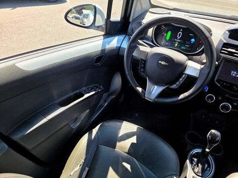 Used 2016 Chevrolet Spark LT FWD image 17