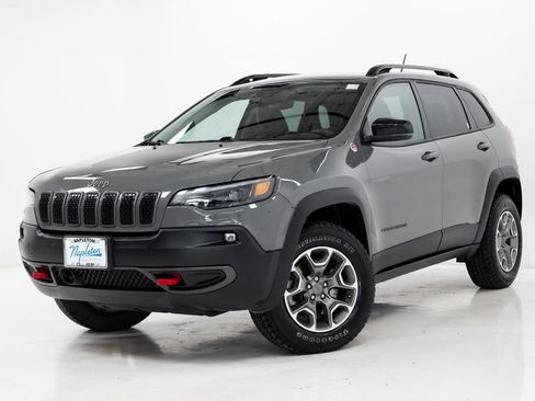 Used 2022 Jeep Cherokee Trailhawk AWD/4WD image 1