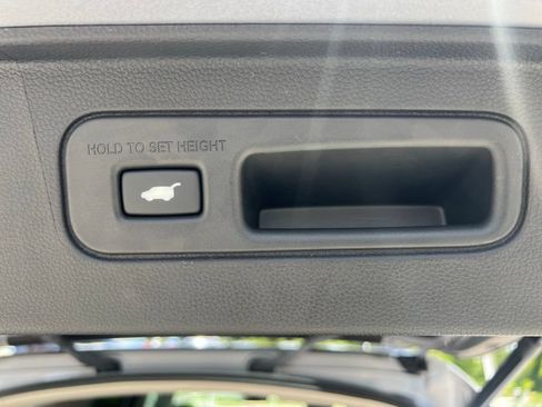 Certified 2025 Honda Pilot Elite image 23