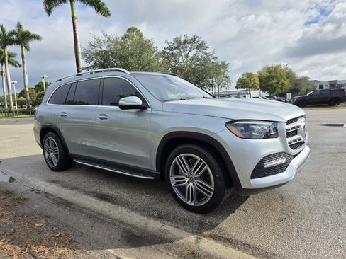 Used 2022 Mercedes-Benz GLS 450 4MATIC image 22
