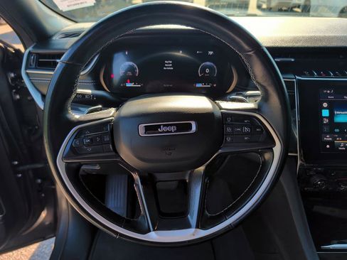 Used 2021 Jeep Grand Cherokee L Laredo AWD/4WD image 18