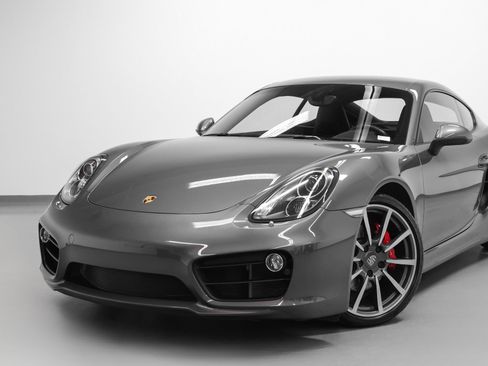 Certified 2016 Porsche Cayman S RWD image 7