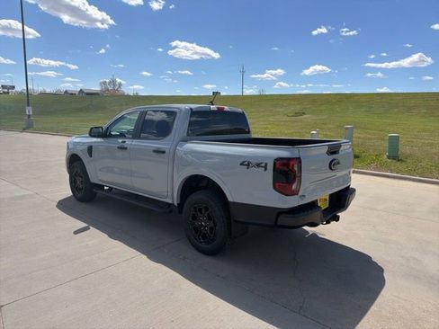 New 2026 Ford Ranger XLT w/ Black Appearance Package AWD/4WD image 4