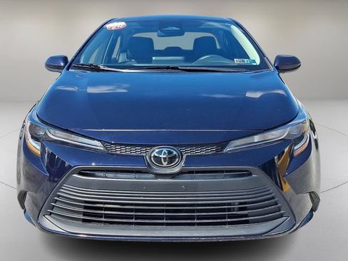 Used 2024 Toyota Corolla LE FWD image 3
