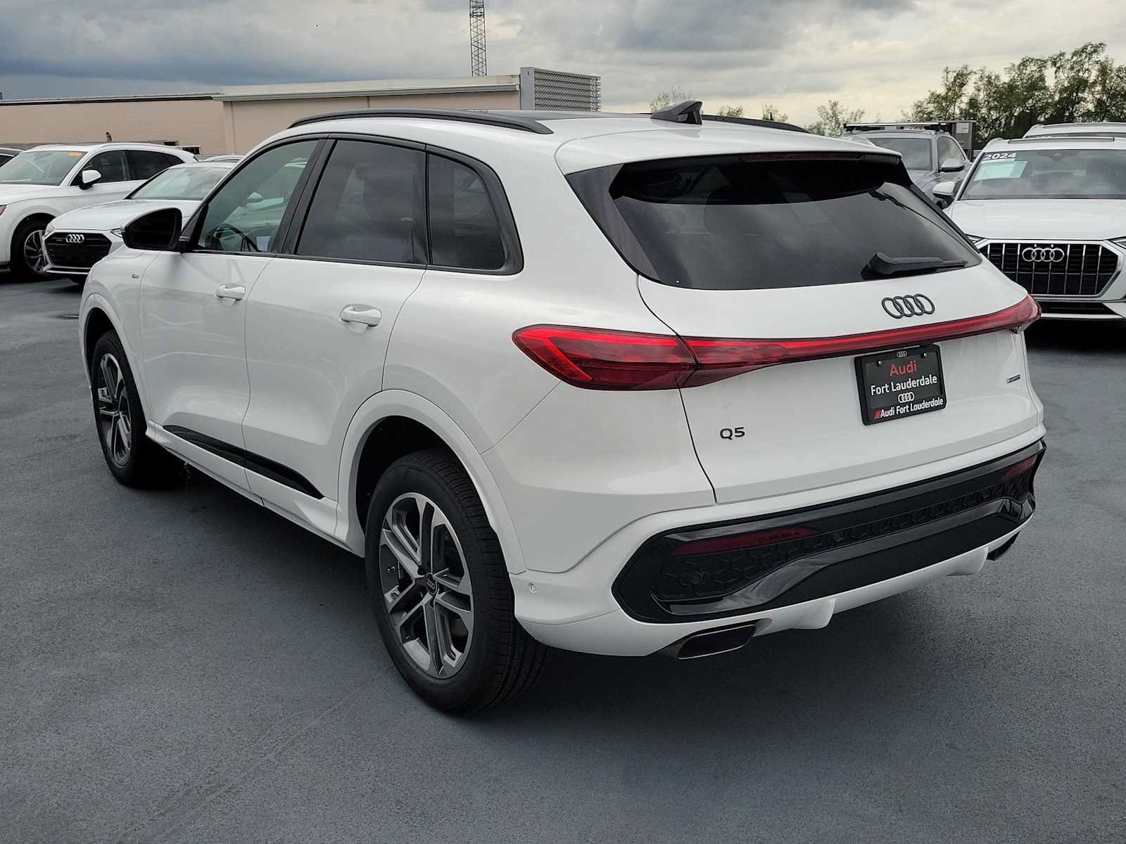 New 2026 Audi Q5 2.0T AWD/4WD image 4
