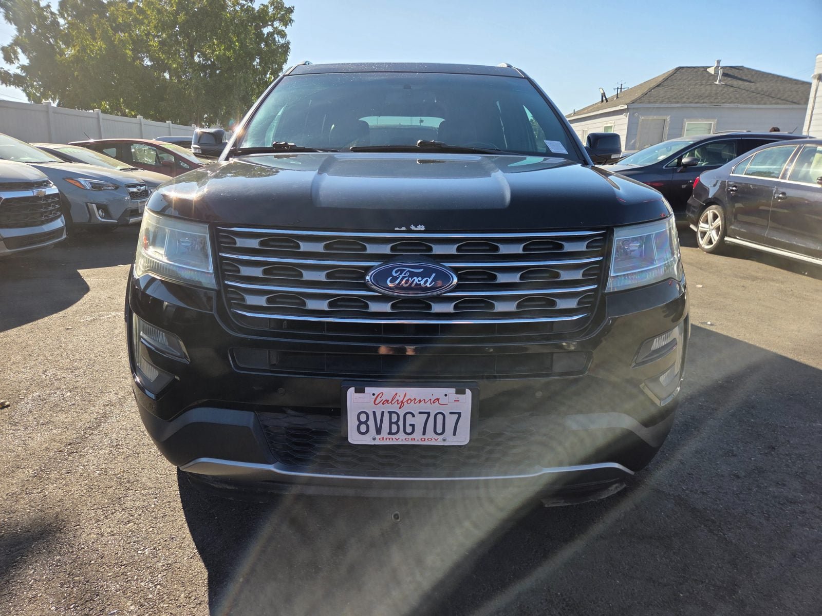 Used 2017 Ford Explorer XLT w/ Equipment Group 202A FWD image 5