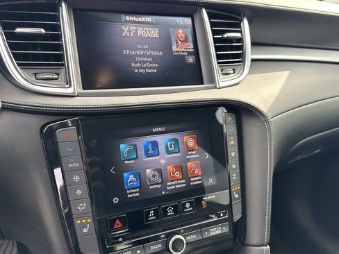 Used 2021 INFINITI QX50 Luxe image 3