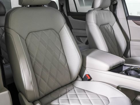 New 2026 Volkswagen Atlas SEL Premium R-Line AWD/4WD image 46