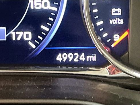 Used 2020 GMC Acadia Denali w/ Denali Ultimate Package image 12