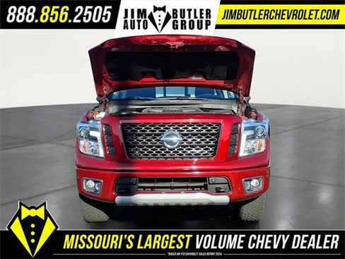 Used 2018 Nissan Titan PRO-4X image 28