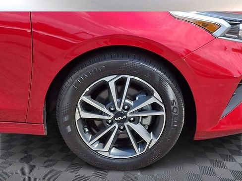 Certified 2024 Kia Forte LXS FWD image 10