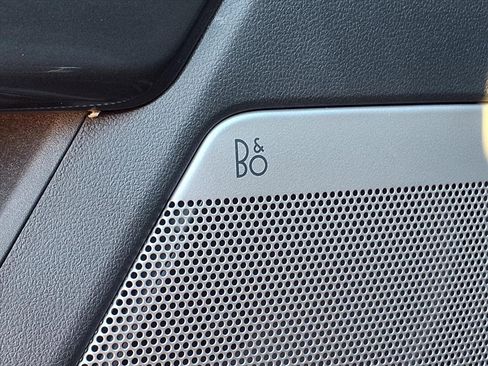 Used 2023 Ford F150 Lariat w/ Equipment Group 502A High image 29