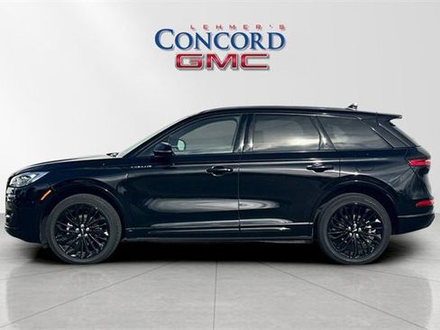 Used 2023 Lincoln Corsair Reserve w/ Equipment Group 201A image 7