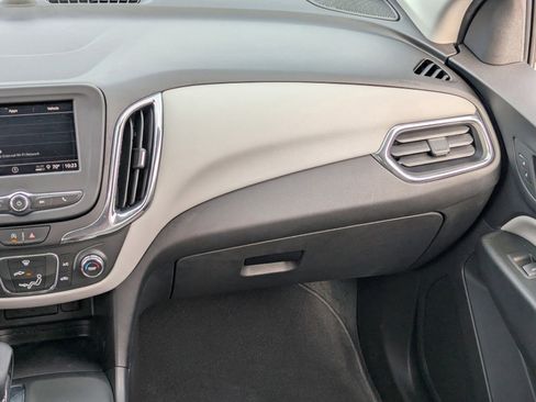 Used 2023 Chevrolet Equinox LS w/ LS Convenience Package image 18