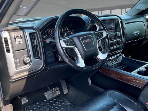 Used 2015 GMC Sierra 2500 SLT w/ Suspension Package, Off-Road RWD image 14