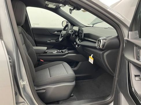 New 2026 Chevrolet Equinox LT AWD/4WD image 12