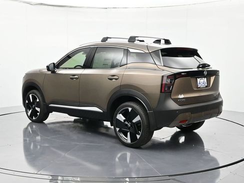 New 2026 Nissan Kicks SR FWD image 7
