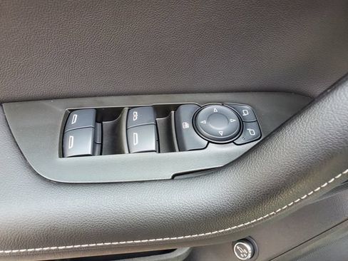 Used 2024 Chevrolet Blazer LT w/ Convenience Package FWD image 20