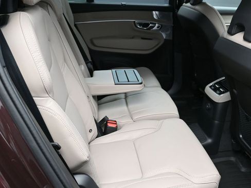New 2026 Volvo XC90 T8 Ultra w/ Lounge Package AWD/4WD image 22