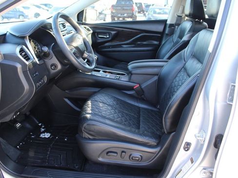 Used 2019 Nissan Murano Platinum image 16