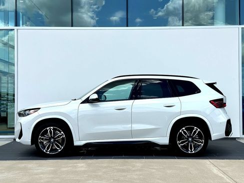 New 2026 BMW X1 xDrive28i w/ Technology Package AWD/4WD image 8