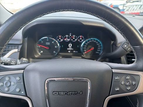 Used 2020 GMC Yukon Denali w/ Open Road Package AWD/4WD image 18