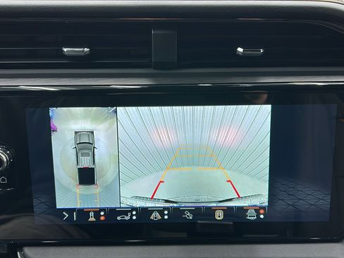 Used 2025 GMC Sierra 1500 AT4 w/ AT4 Premium Package image 22