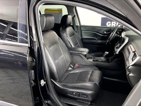 Used 2017 GMC Acadia SLT image 7