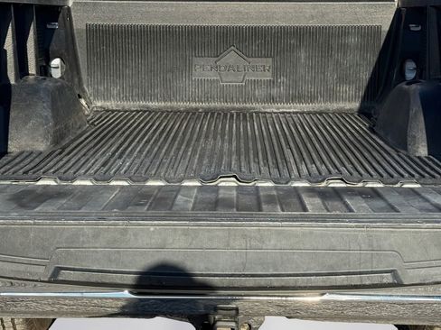 Used 2021 Chevrolet Silverado 1500 LT image 16