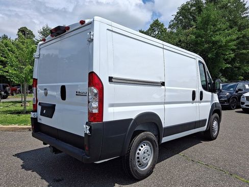 New 2025 RAM ProMaster 1500 w/ Convenience Group FWD image 4