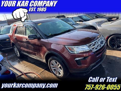 Used 2018 Ford Explorer XLT w/ Equipment Group 202A AWD/4WD image 1