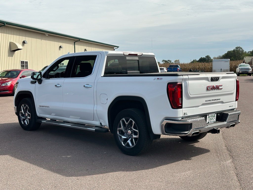 Used 2023 GMC Sierra 1500 SLT w/ SLT Premium Package AWD/4WD image 5