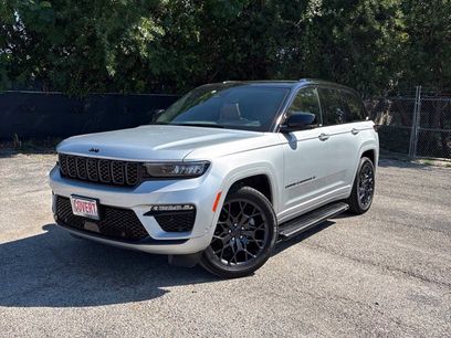 Used 2025 Jeep Grand Cherokee Summit w/ Obsidian Package