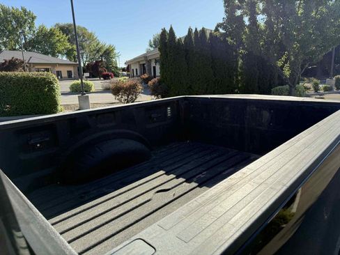 Used 2018 Ford F350 Lariat w/ Lariat Ultimate Package image 10