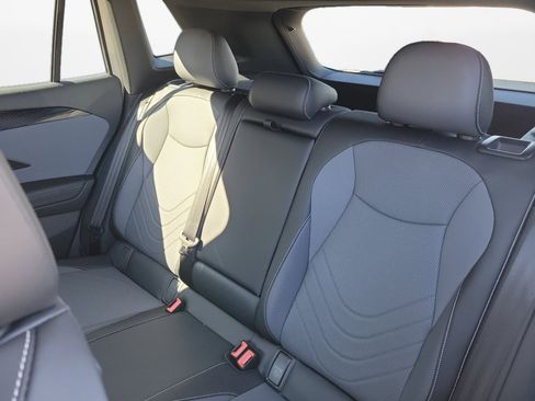 New 2026 Volkswagen Tiguan SE R-Line image 12