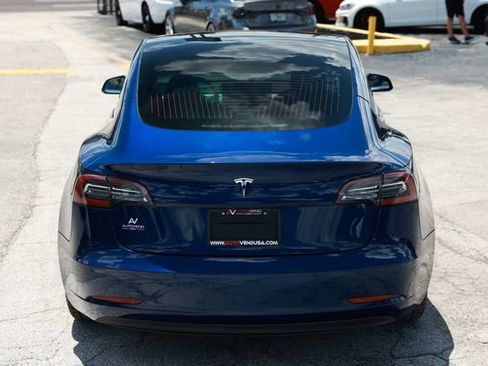 Used 2020 Tesla Model 3 Standard Range Plus RWD image 12