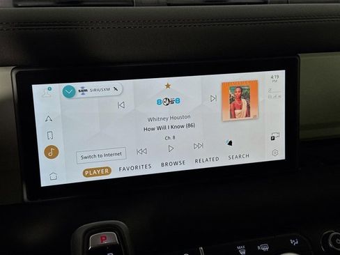 Used 2024 Land Rover Defender 110 X-Dynamic SE image 15