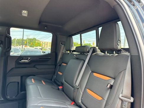 New 2026 GMC Sierra 1500 AT4 w/ AT4 Premium Package AWD/4WD image 30