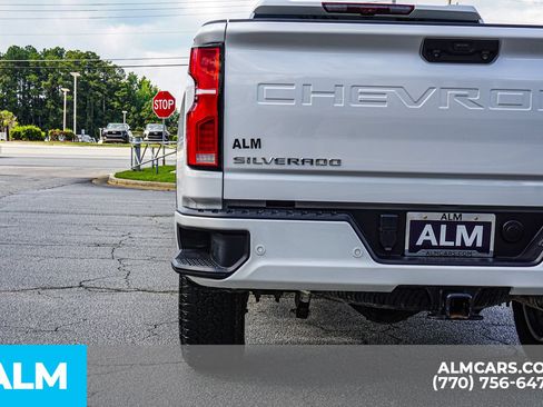 Used 2025 Chevrolet Silverado 3500 High Country w/ High Country Premium Package AWD/4WD image 17