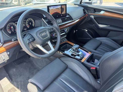 Used 2023 Audi Q5 2.0T Prestige w/ Prestige Package AWD/4WD image 11