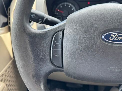 Used 2014 Ford E-350 and Econoline 350 XLT RWD image 33