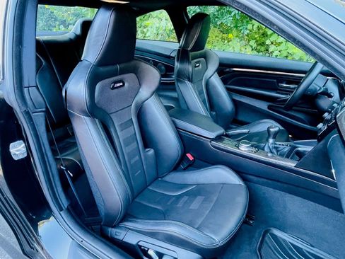 Used 2019 BMW M4 Coupe w/ Competition Package RWD image 28