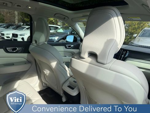 Certified 2023 Volvo XC60 B5 Plus w/ Climate Package AWD/4WD image 27