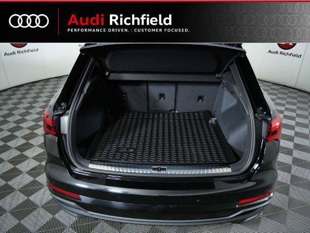 Certified 2023 Audi Q3 2.0T Premium Plus w/ Premium Plus Package AWD/4WD image 23