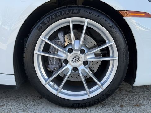 Used 2021 Porsche 911 Carrera image 19