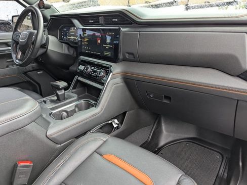 Used 2023 GMC Sierra 1500 AT4 w/ AT4 Preferred Package AWD/4WD image 21