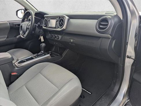 Used 2019 Toyota Tacoma SR5 image 18