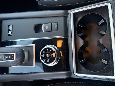 Used 2023 Mitsubishi Outlander ES image 19