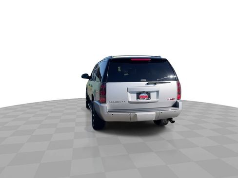 Used 2014 GMC Yukon XL Denali AWD/4WD image 7